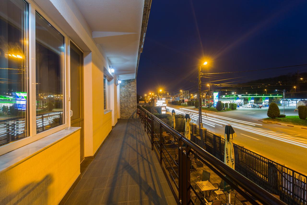 Hotel Raxand Residence Mioveni Экстерьер фото