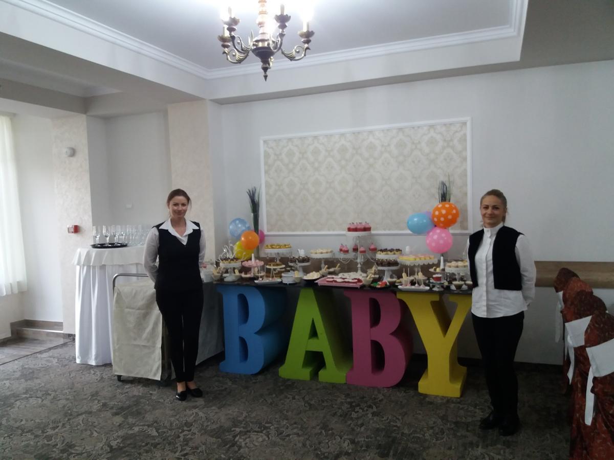 Hotel Raxand Residence Mioveni Экстерьер фото